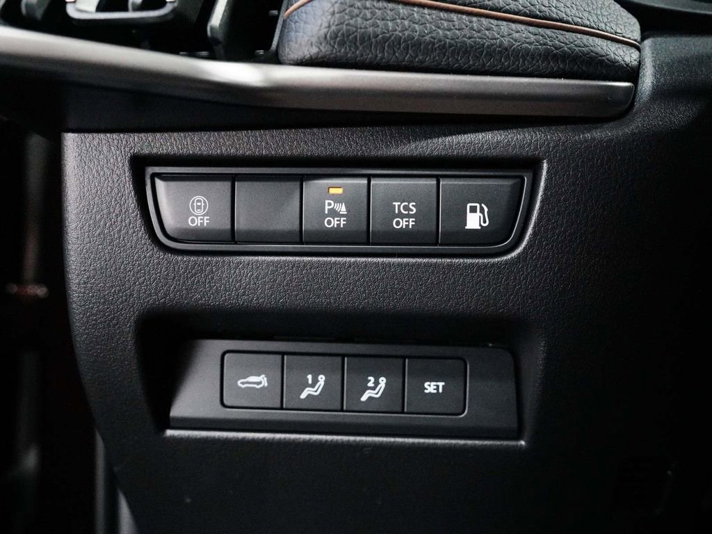 Used 2024 MAZDA CX-90 Plug-In Hybrid w/ Premium Pkg image 22