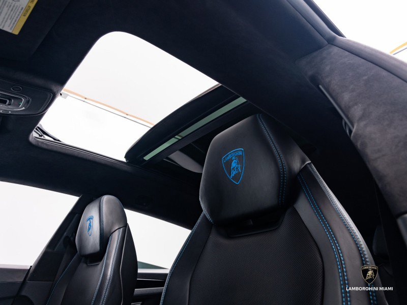 Used 2020 Lamborghini Urus image 28