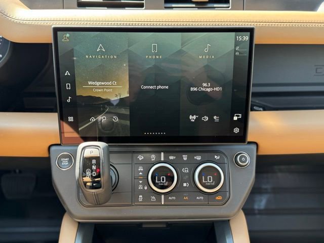 New 2026 Land Rover Defender 110 X-Dynamic SE AWD/4WD image 26