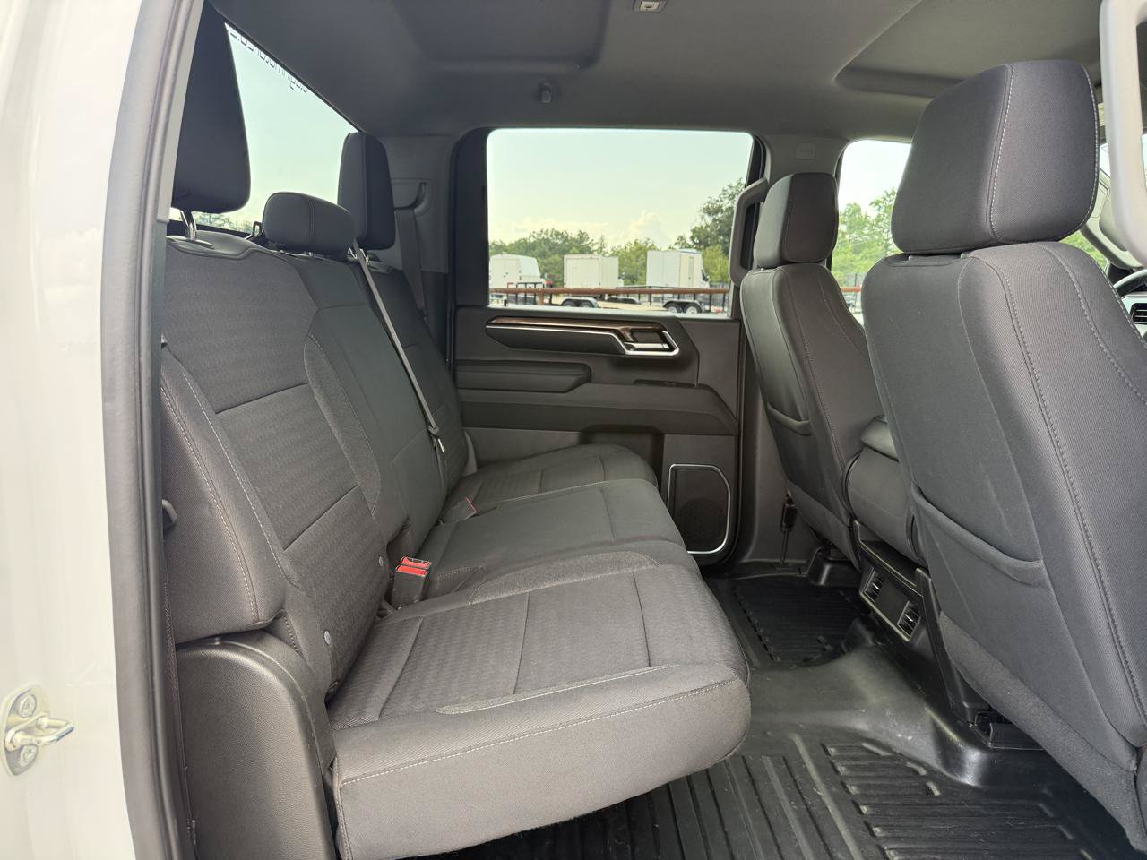 Used 2024 Chevrolet Silverado 2500 LT AWD/4WD image 21