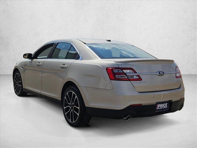 Used 2018 Ford Taurus SEL w/ Equipment Group 201A image 7