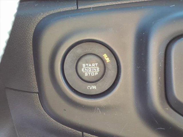 Used 2021 Jeep Wrangler Sport image 16