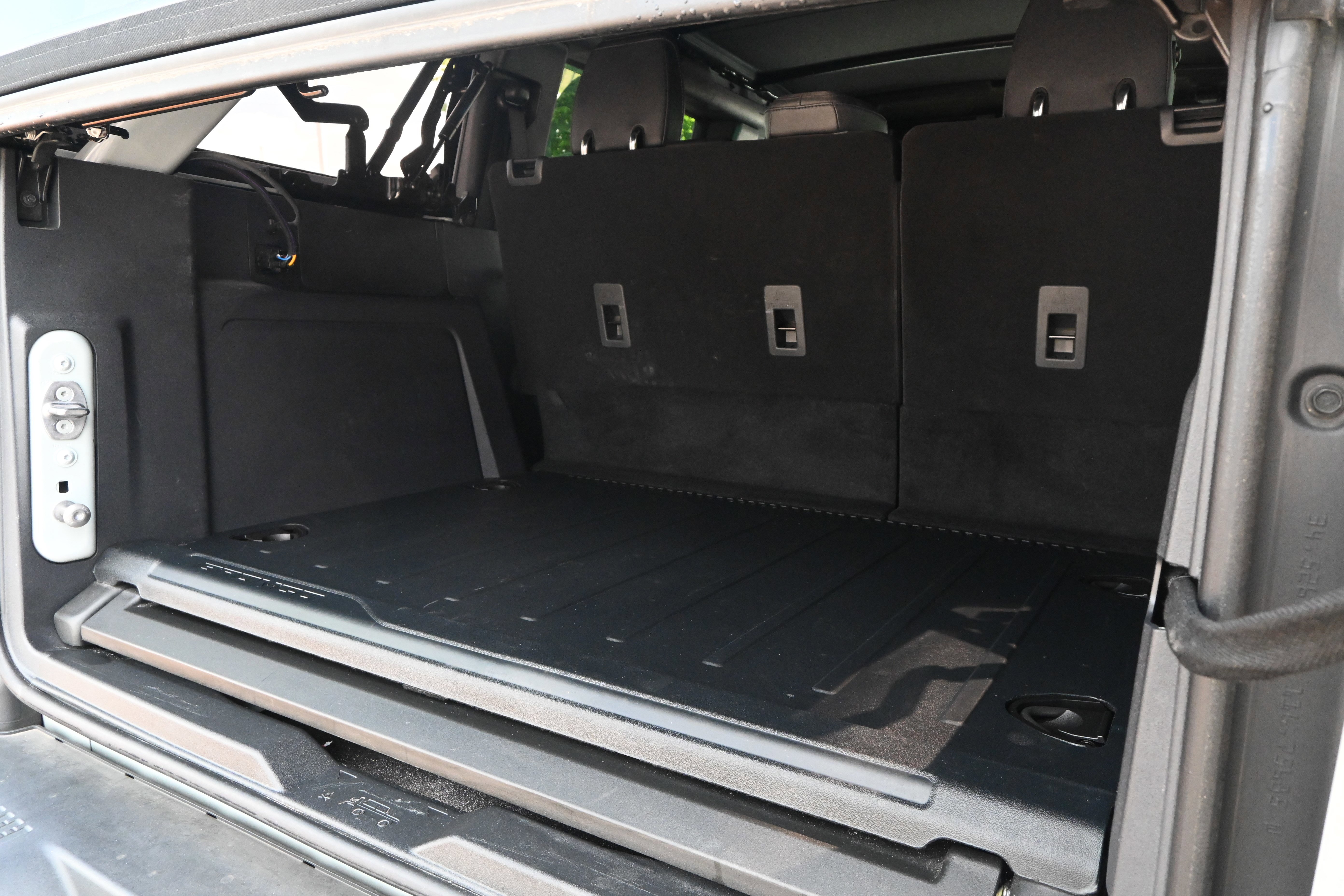 Used 2024 Ford Bronco Black Diamond AWD/4WD image 32