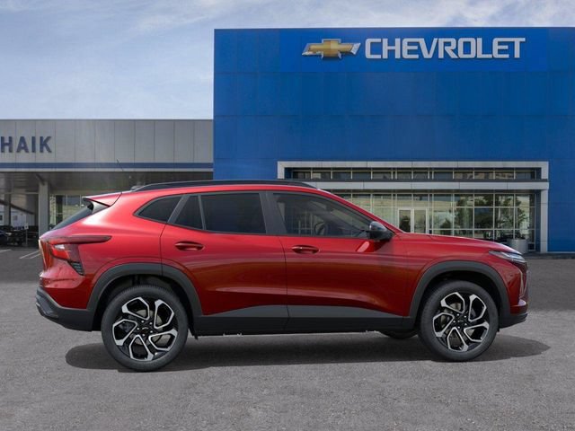New 2026 Chevrolet Trax RS w/ Sunroof Package FWD image 5