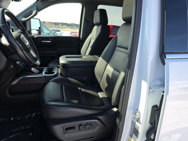 Used 2021 GMC Sierra 3500 Denali w/ Denali Ultimate Package image 12