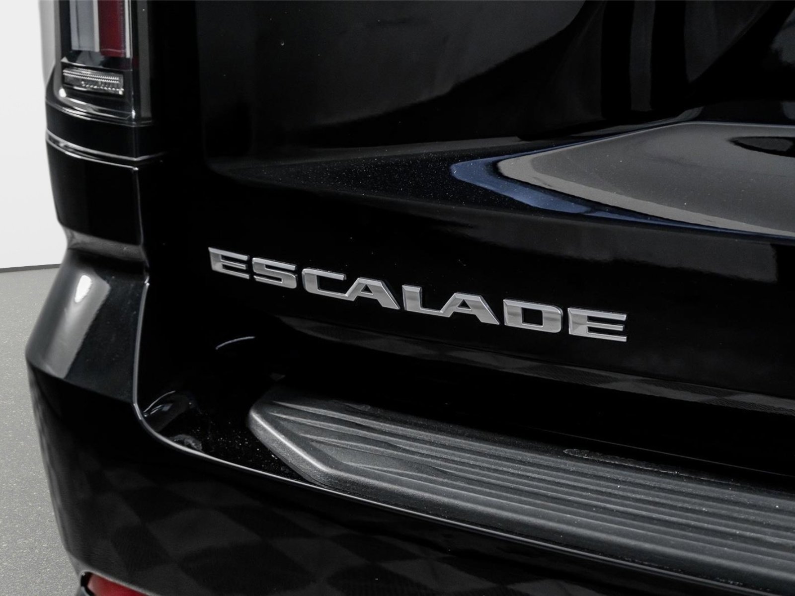 Used 2026 Cadillac Escalade Sport w/ LPO, Floor Liner Package image 28