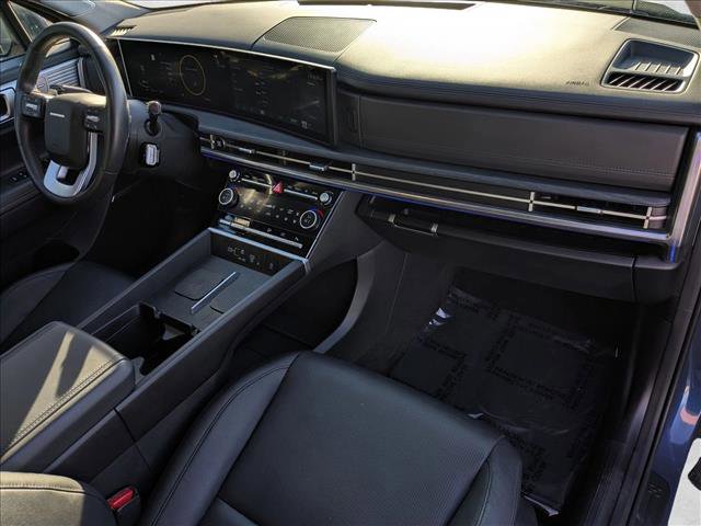 Used 2025 Hyundai Santa Fe Limited image 21