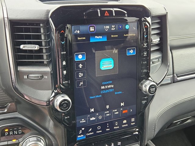 Used 2023 RAM 1500 Limited w/ Body Color Bumper Group image 27