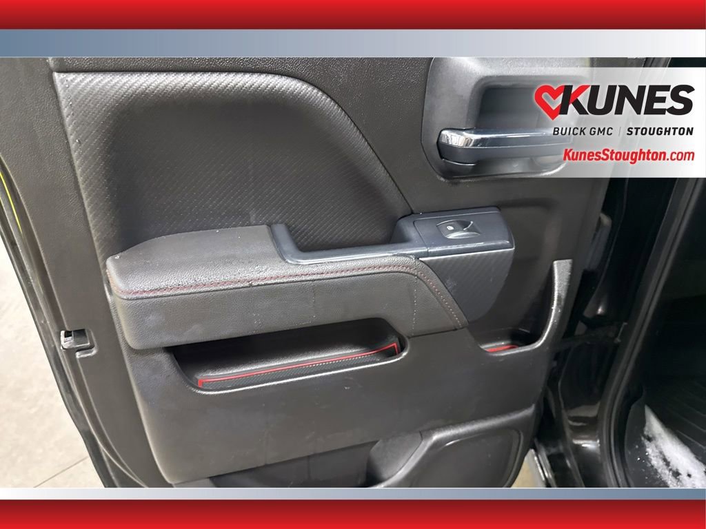 Used 2017 GMC Sierra 1500 SLT w/ All Terrain X Package image 31