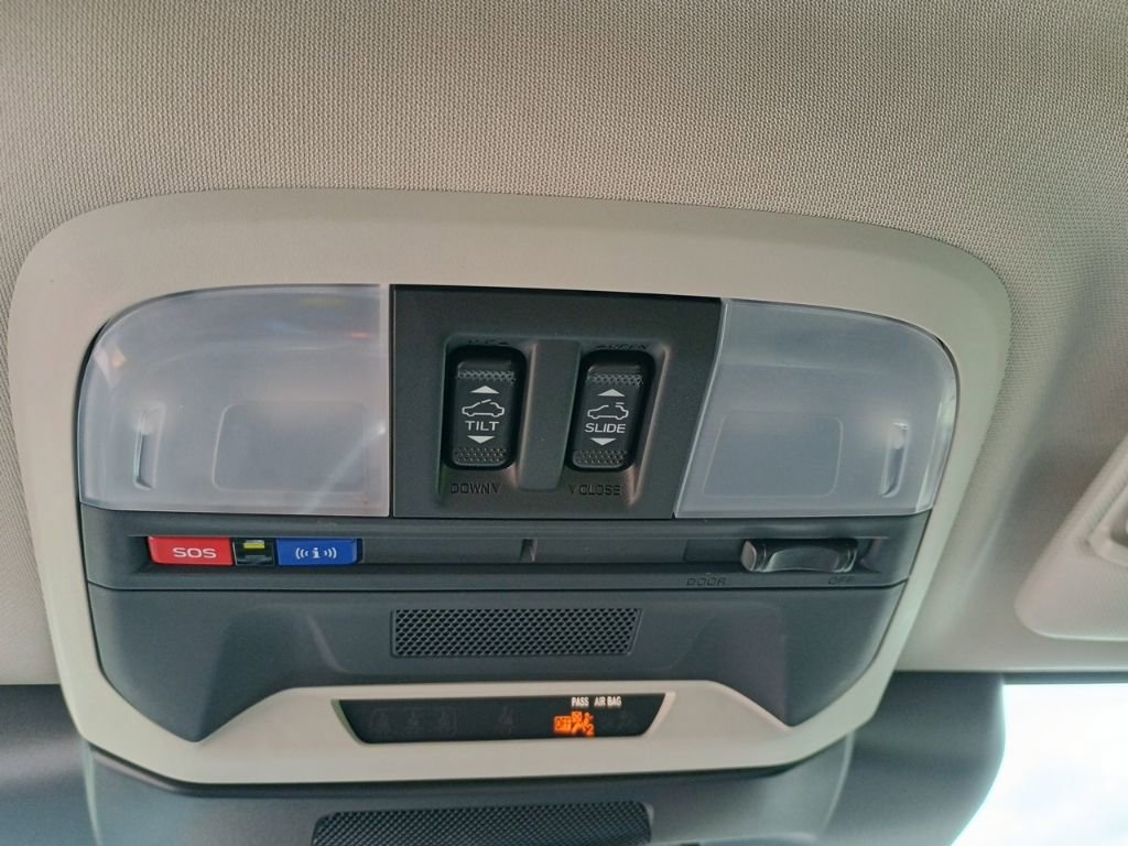 Certified 2024 Subaru Crosstrek 2.0i Premium image 32