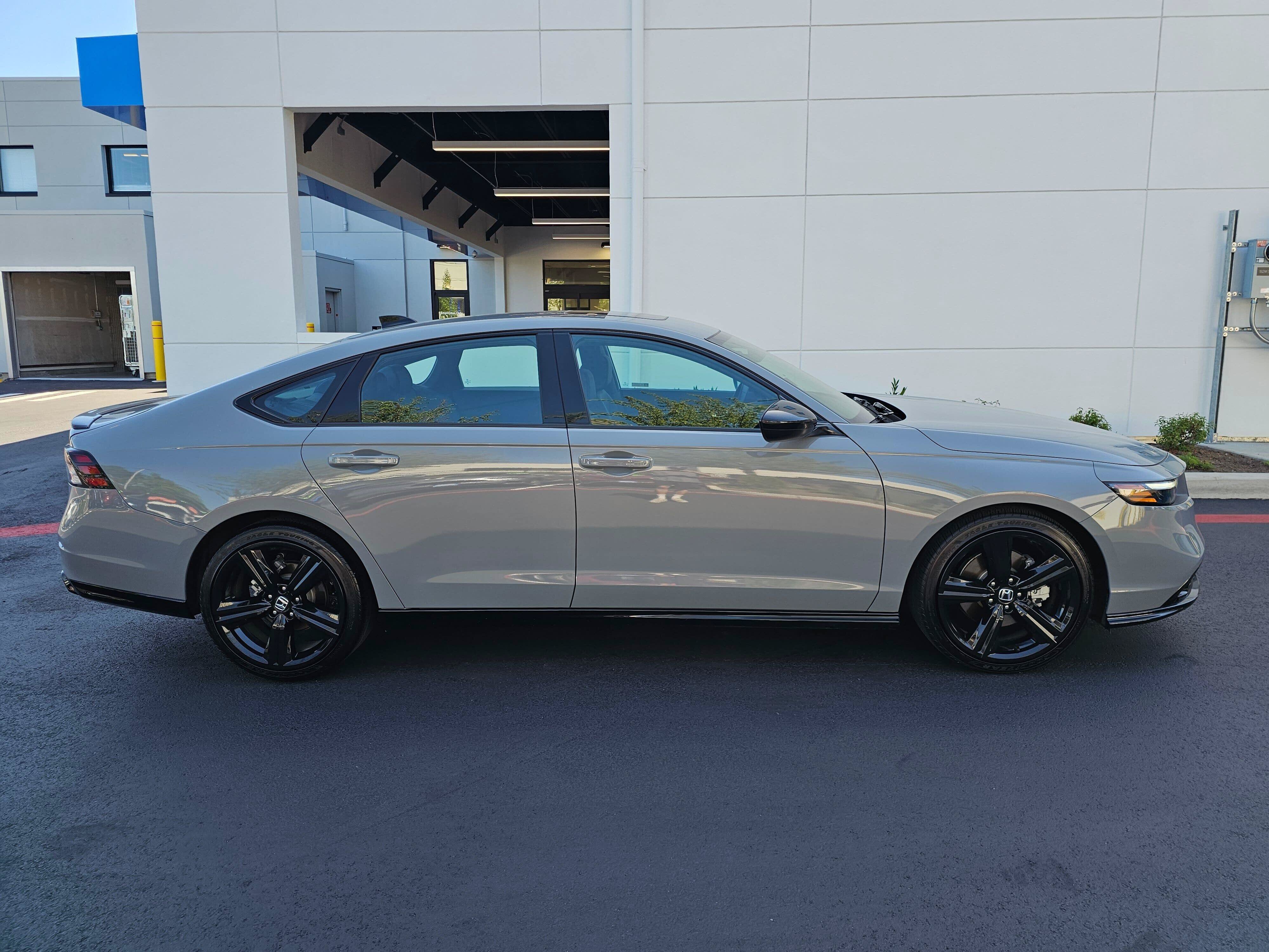 Used 2024 Honda Accord Sport image 8