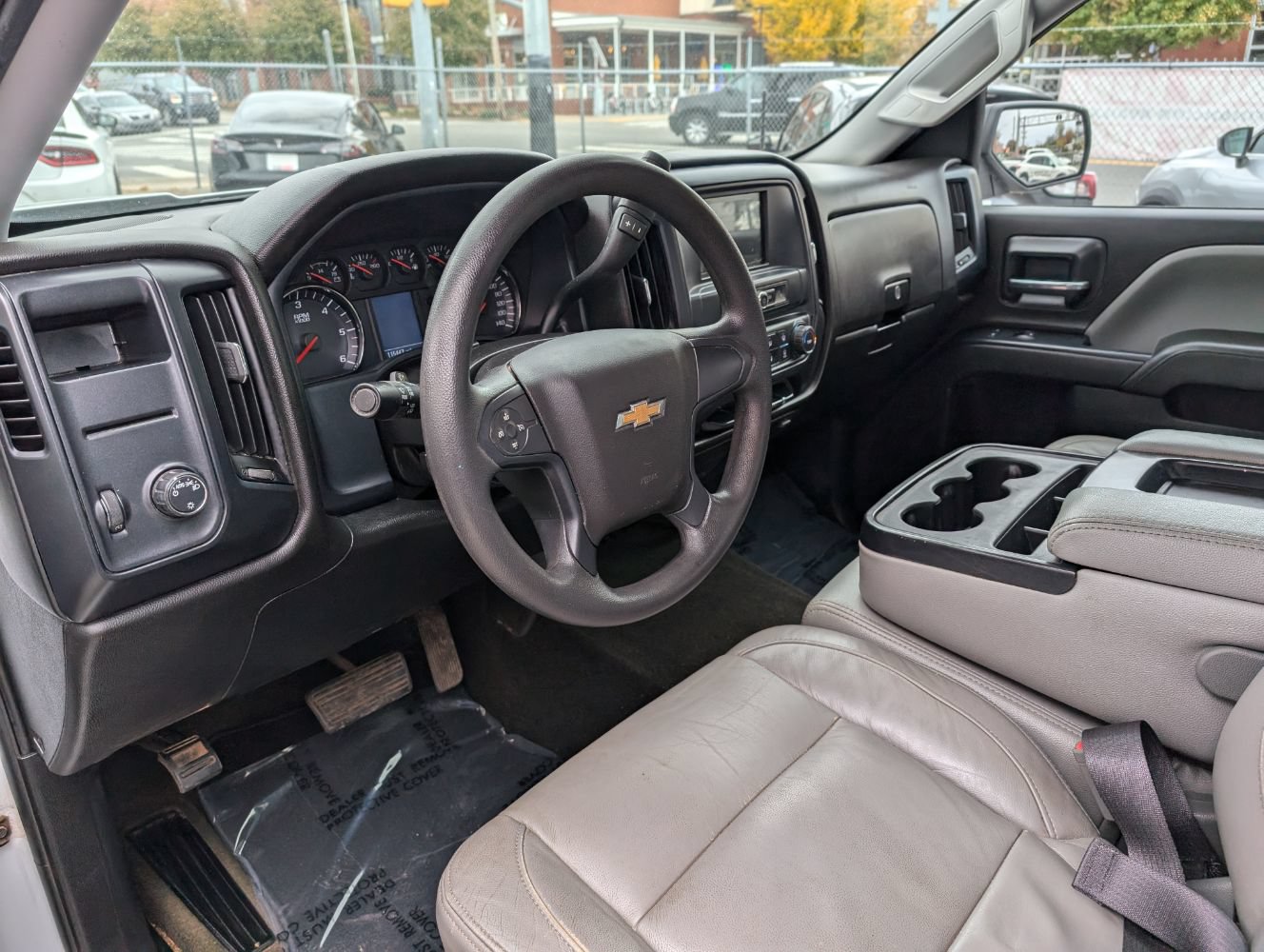 Used 2017 Chevrolet Silverado 1500 Custom w/ Custom Convenience Package RWD image 12
