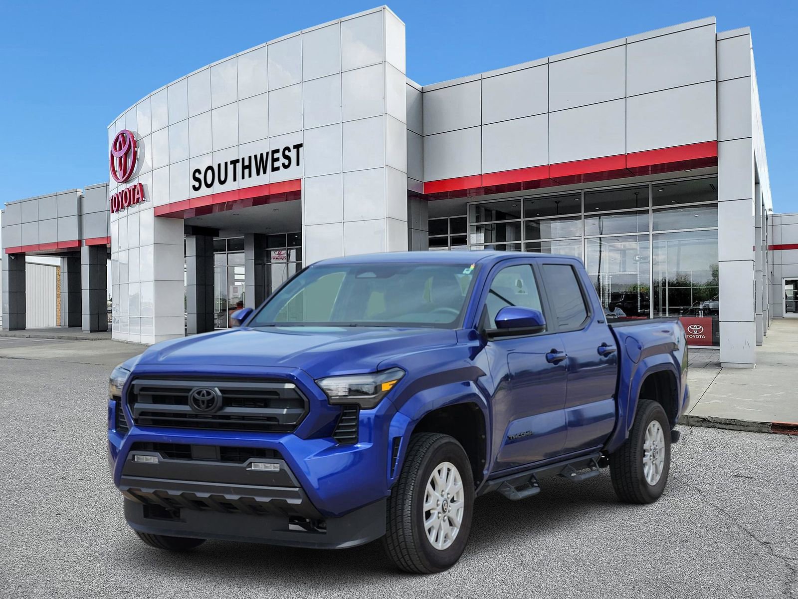 Used 2025 Toyota Tacoma SR5 image 2