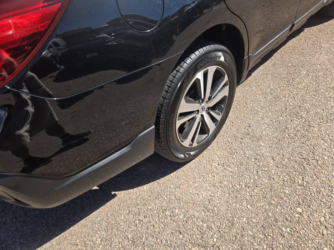 Used 2018 Subaru Outback 2.5i Limited AWD/4WD image 11