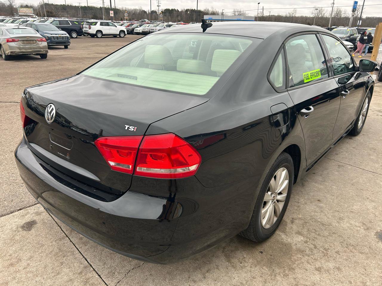 Used 2014 Volkswagen Passat 1.8T Wolfsburg Edition image 5