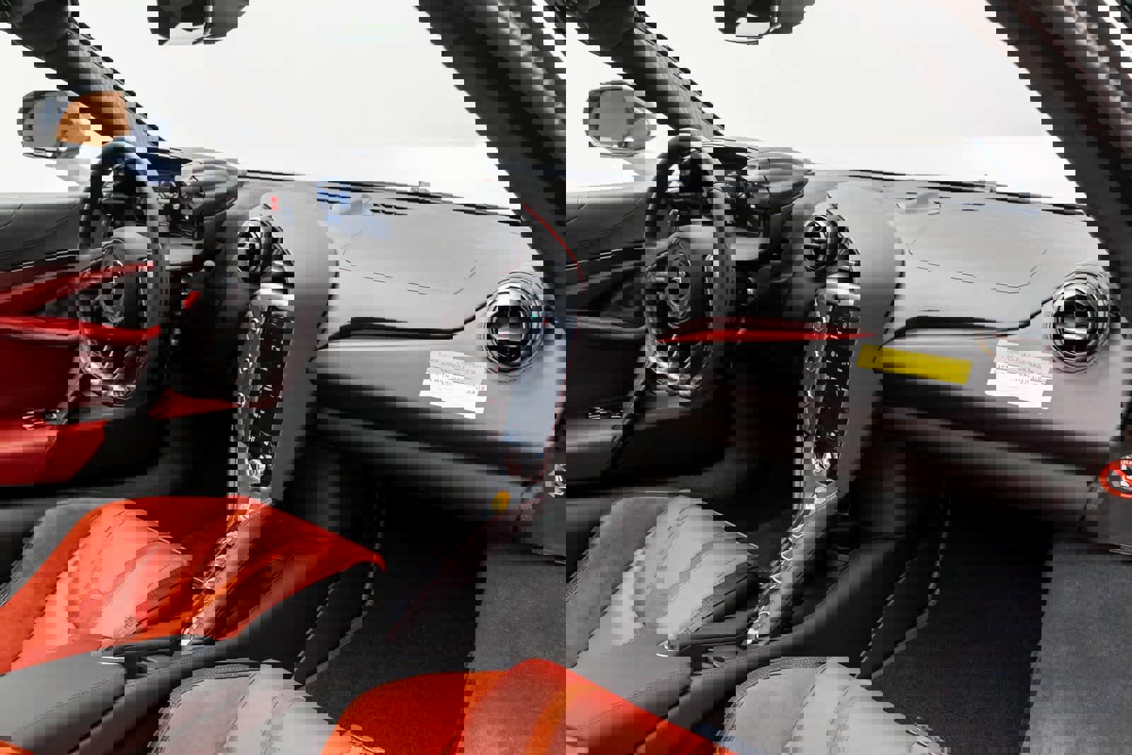 New 2026 McLaren 750S image 39