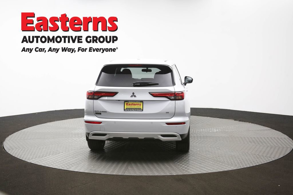 Used 2024 Mitsubishi Outlander SE image 37