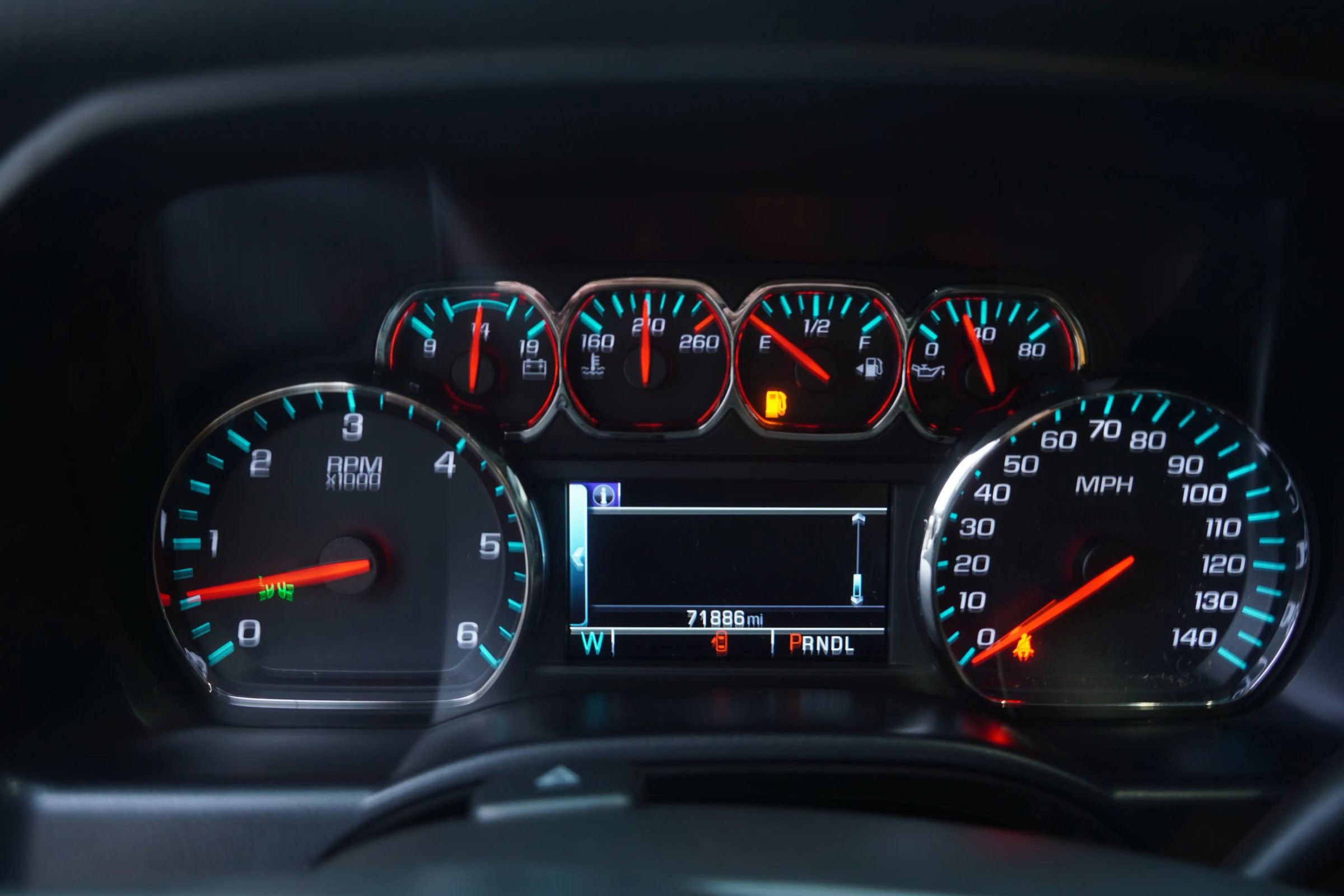 Used 2018 Chevrolet Silverado 1500 LT w/ All Star Edition AWD/4WD image 11