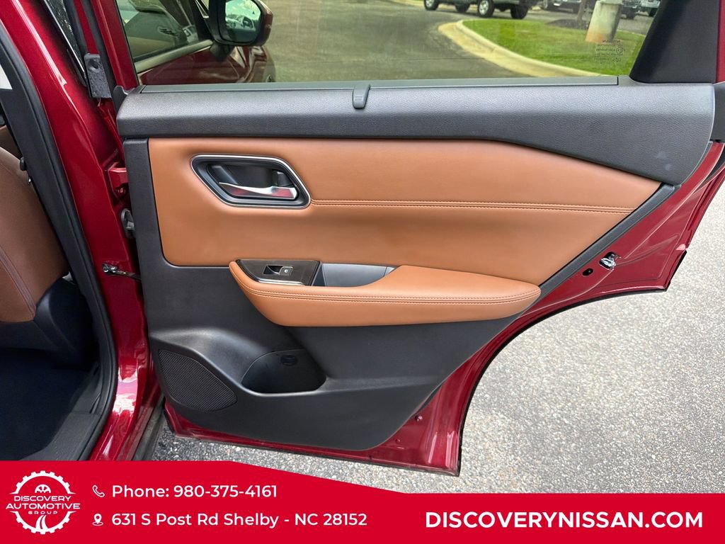 Certified 2026 Nissan Rogue Platinum w/ Platinum Premium Package AWD/4WD image 37