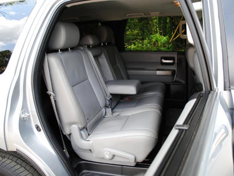 Used 2016 Toyota Sequoia Limited w/ Safety & Convenience Package AWD/4WD image 15