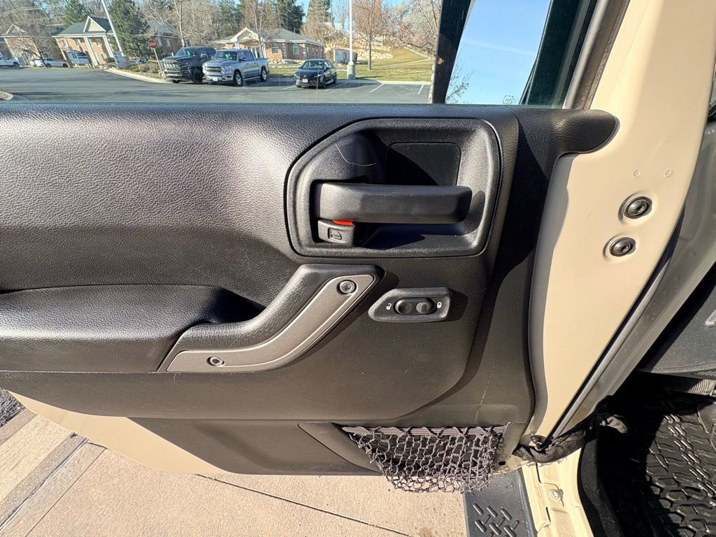 Used 2018 Jeep Wrangler Willys Wheeler image 13