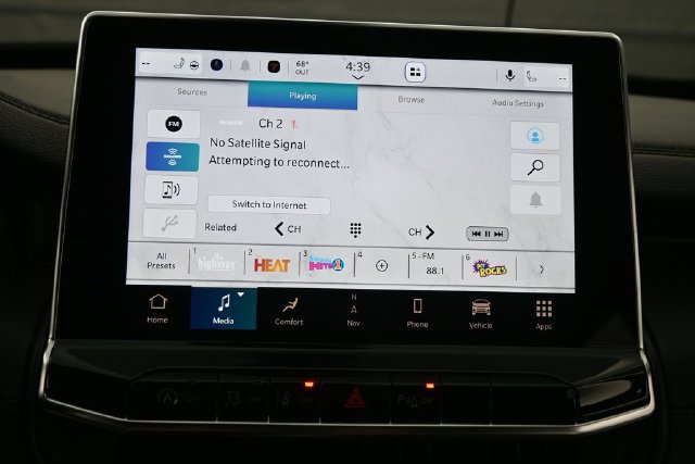 New 2026 Jeep Compass Limited w/ Sun, Sound & Navigation Group AWD/4WD image 33