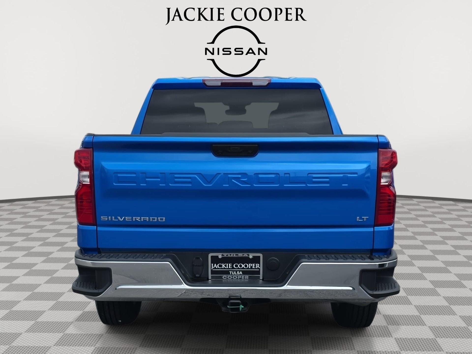 Used 2025 Chevrolet Silverado 1500 LT image 6