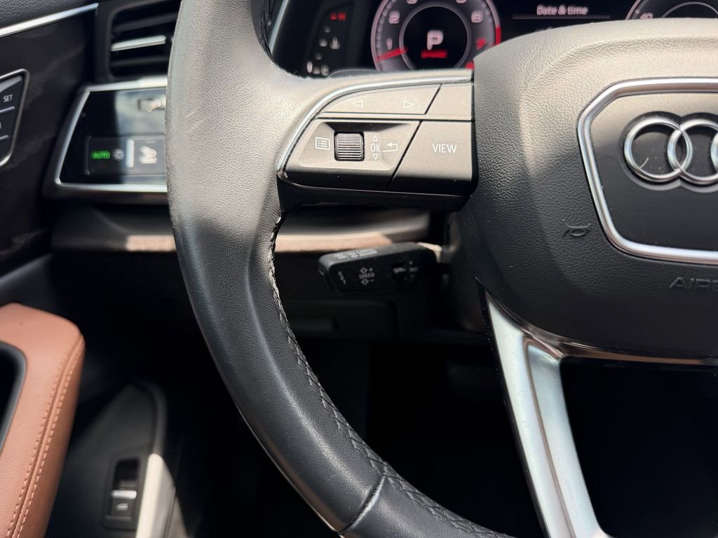 Used 2023 Audi Q8 Prestige AWD/4WD image 16