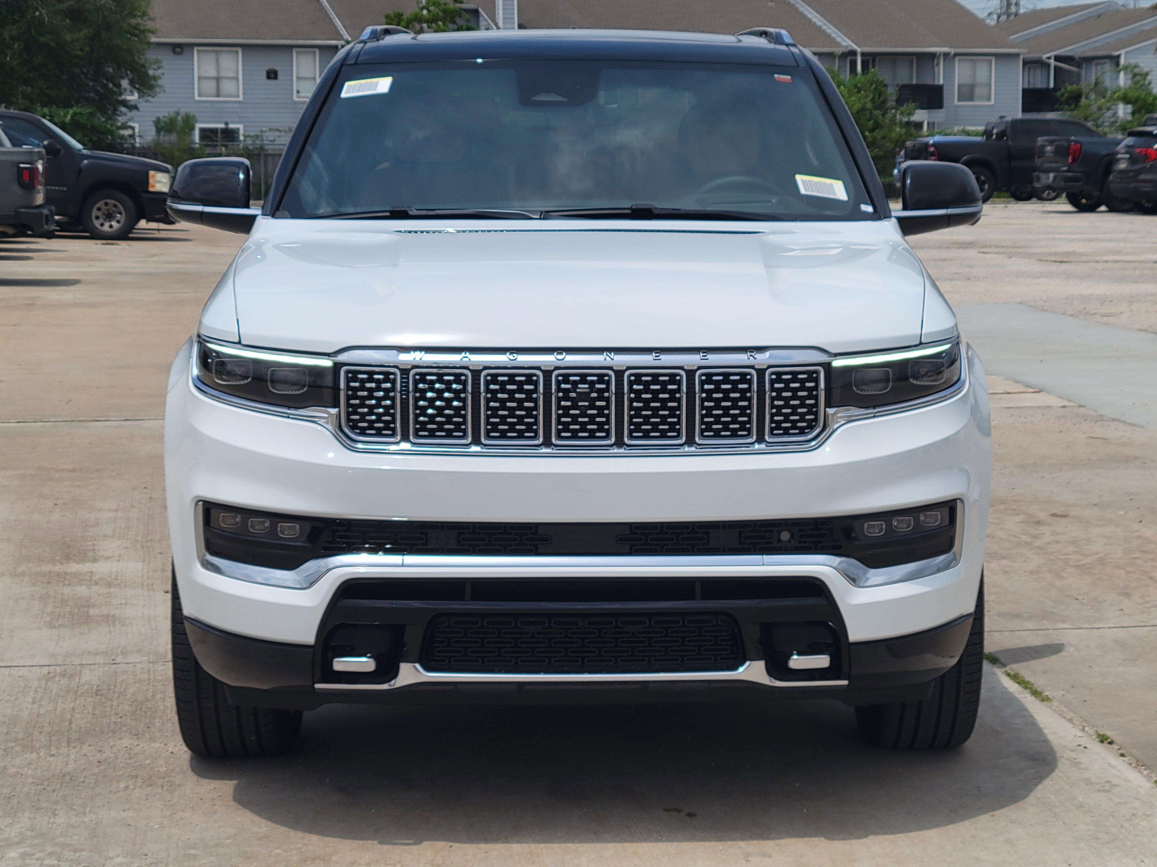 New 2025 Jeep Grand Wagoneer Series III w/ Rear Seat Video Group 1 image 8