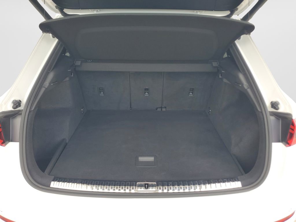 Used 2020 Audi Q3 2.0T Premium Plus w/ Premium Plus Package AWD/4WD image 17