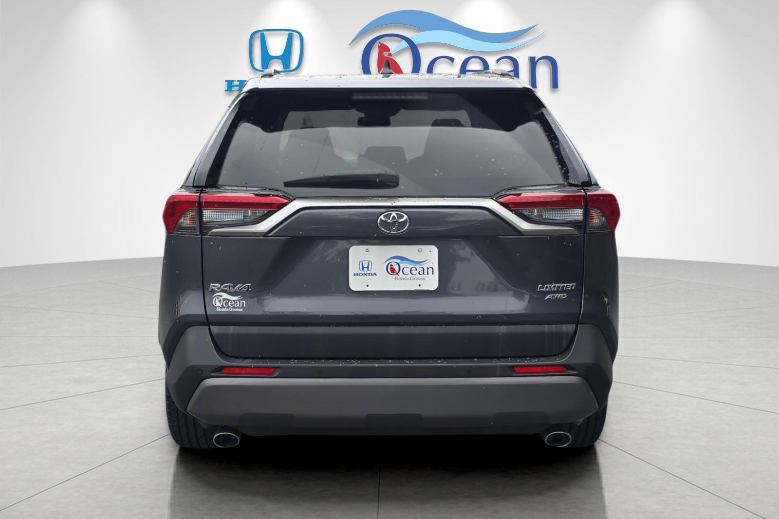Used 2019 Toyota RAV4 Limited image 4