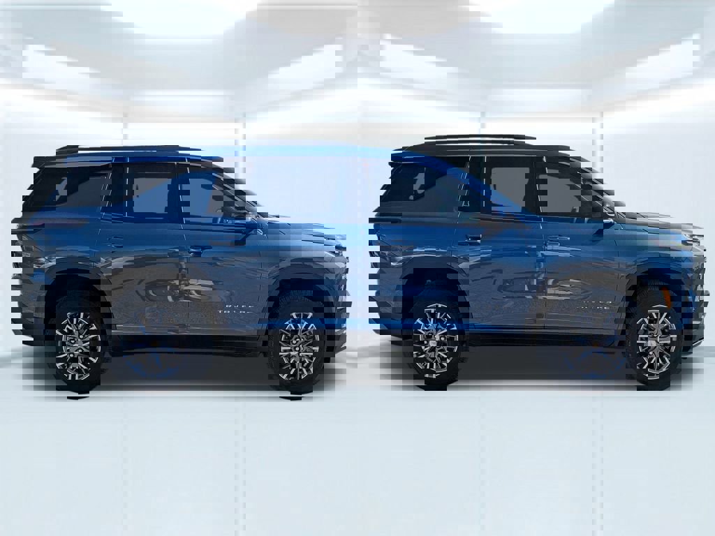 New 2026 Chevrolet Traverse LT w/ Driver Confidence Package image 8