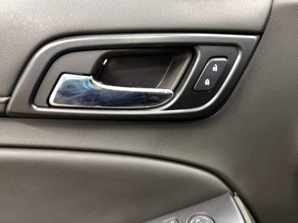 Used 2017 Chevrolet Tahoe LT image 12