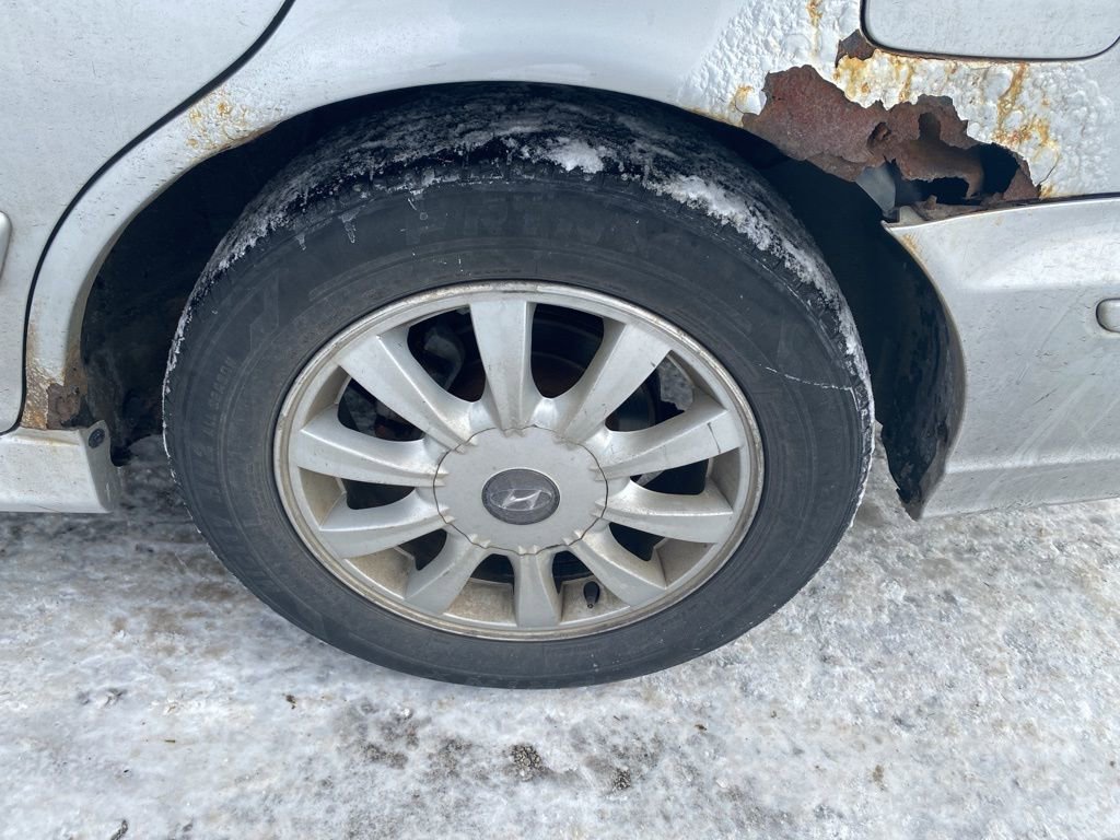 Used 2004 Hyundai Sonata image 6