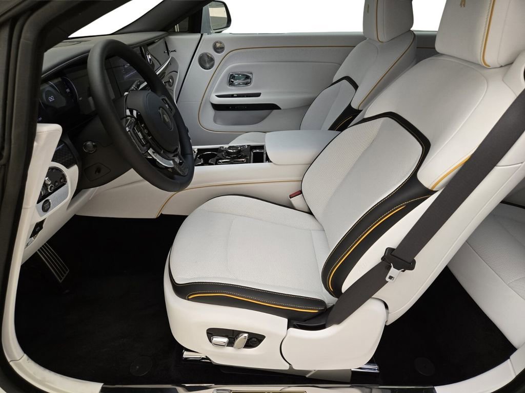 New 2025 Rolls-Royce Spectre Black Badge w/ Leather Finishing Pack AWD/4WD image 15