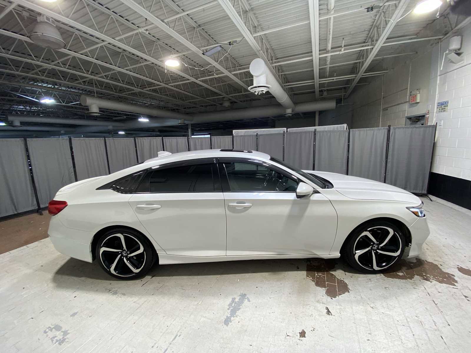 Used 2019 Honda Accord Sport image 27