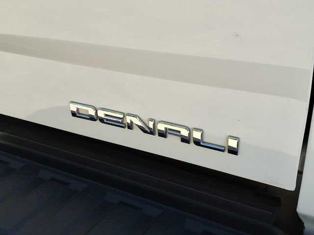 Used 2017 GMC Sierra 2500 Denali w/ Duramax Plus Package image 12
