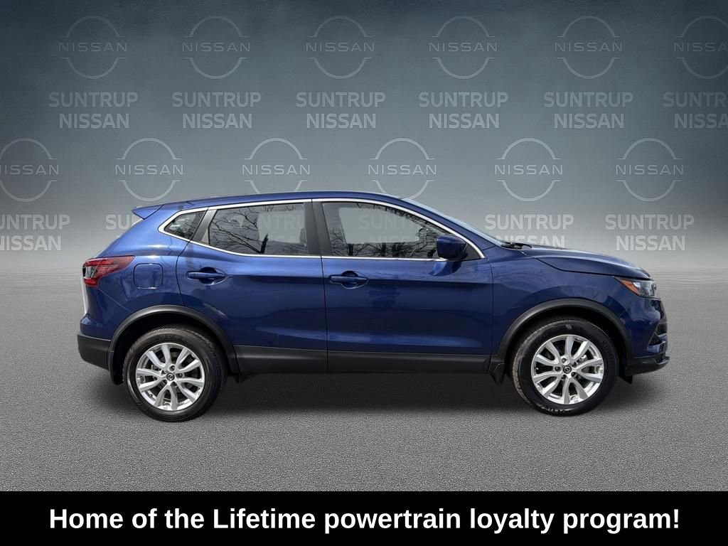 Used 2022 Nissan Rogue Sport S image 7