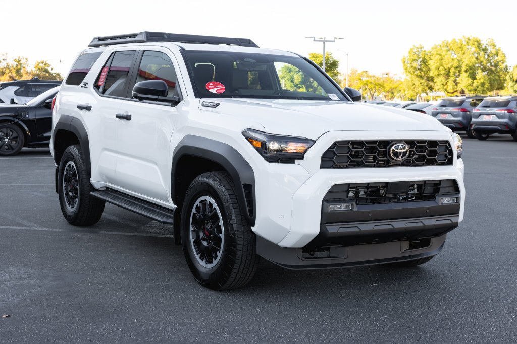 New 2026 Toyota 4Runner TRD Off-Road Premium AWD/4WD image 3