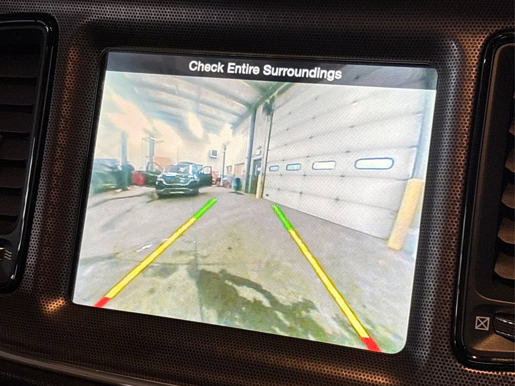 Used 2015 Dodge Challenger R/T Plus image 26