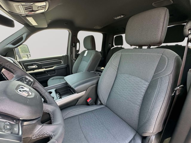 New 2026 RAM 3500 Big Horn AWD/4WD image 21