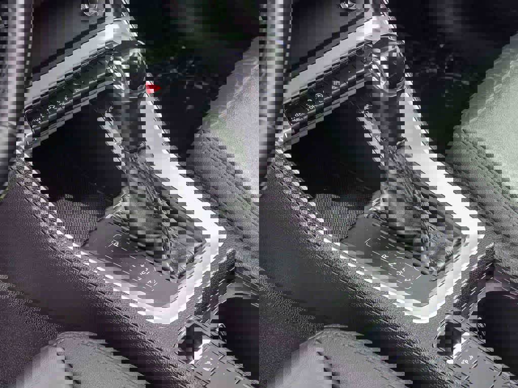 Used 2020 Audi Q3 2.0T Premium image 17