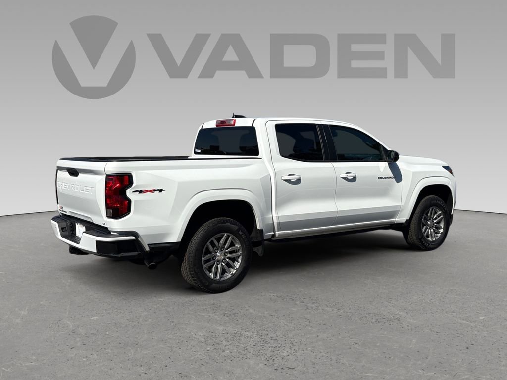 Used 2024 Chevrolet Colorado LT image 15