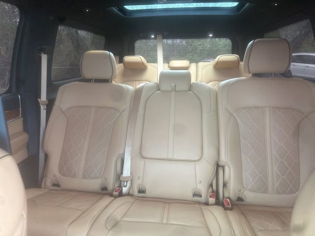 Used 2022 Jeep Grand Wagoneer Series III w/ Rear Seat Video Group 1 image 7