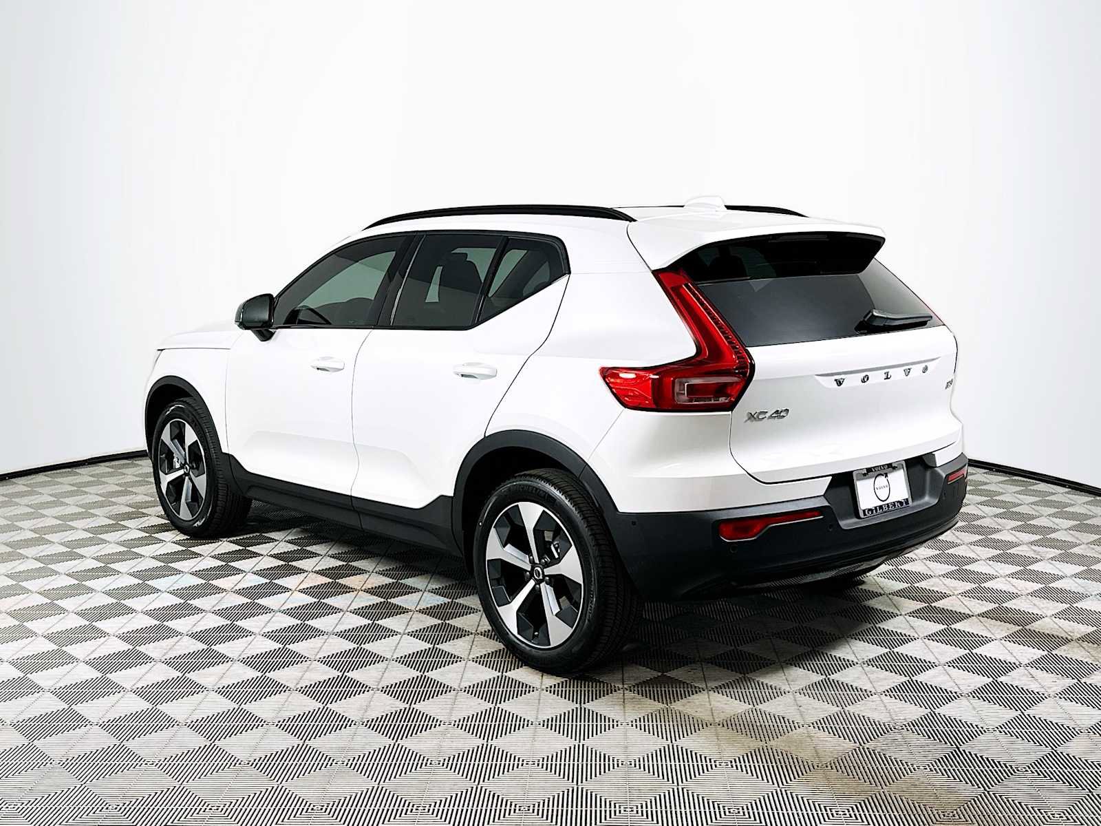 New 2026 Volvo XC40 B5 Plus w/ Protection Package Premier AWD/4WD image 5