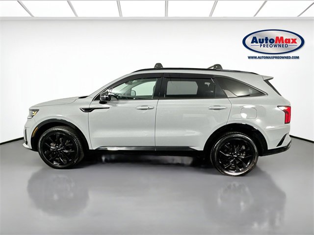 Used 2023 Kia Sorento SX image 9