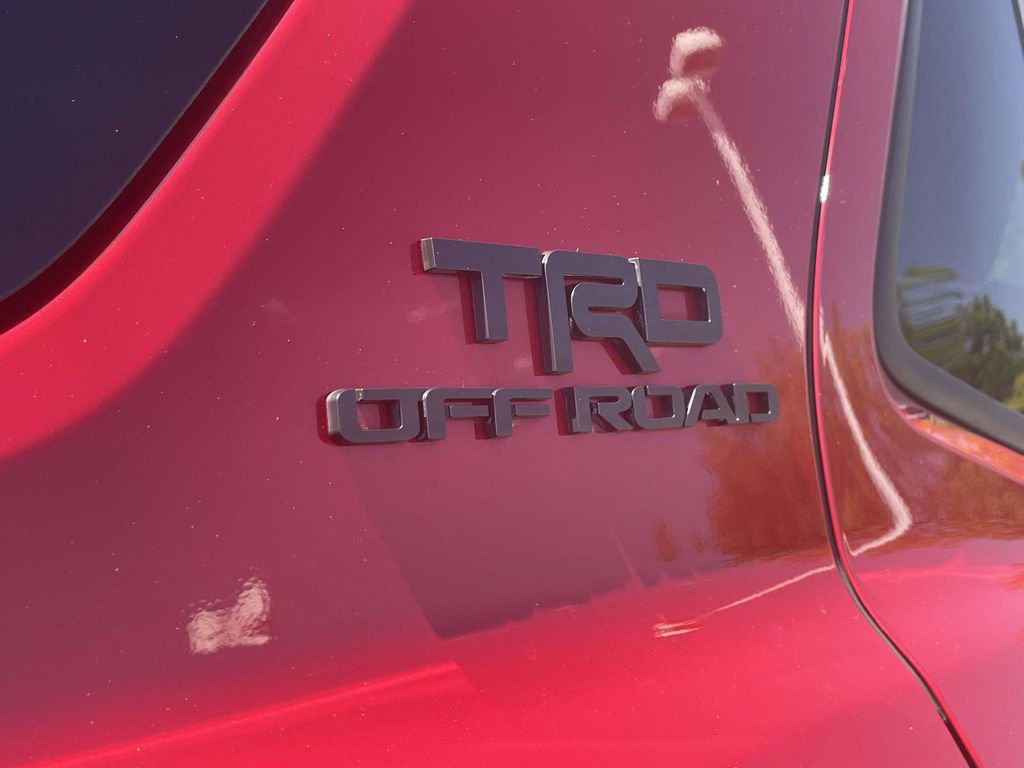 Used 2025 Toyota 4Runner TRD Off-Road AWD/4WD image 9