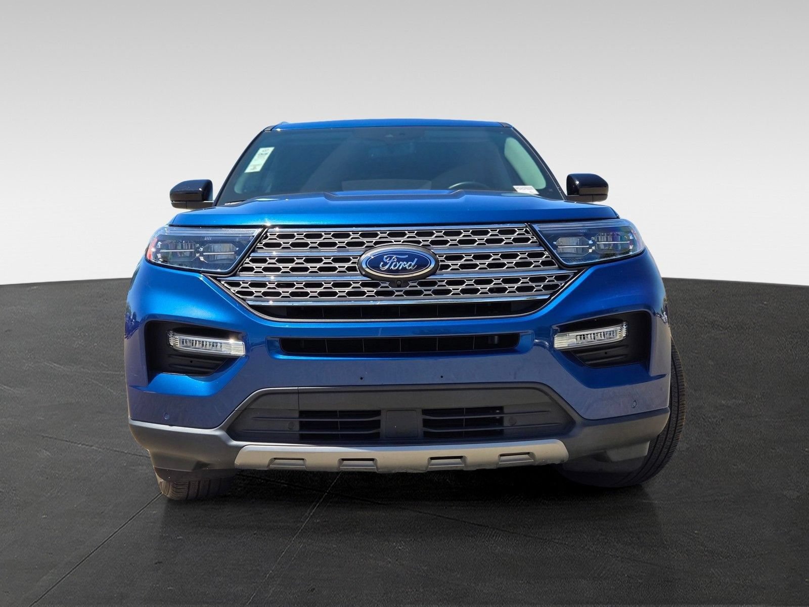 Used 2023 Ford Explorer Limited RWD image 3