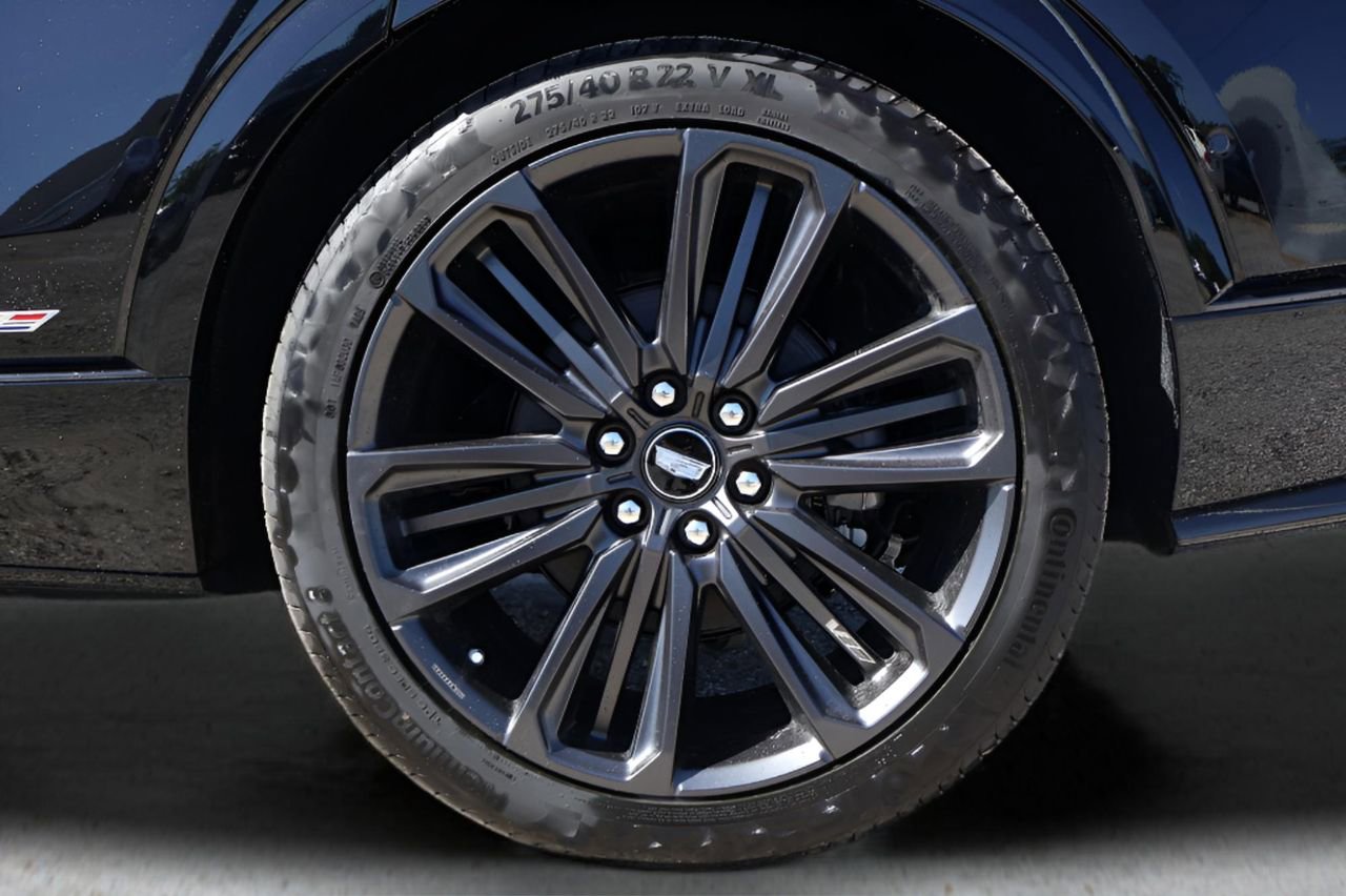 New 2026 Cadillac Lyriq V w/ Exterior Carbon Fiber Package image 9