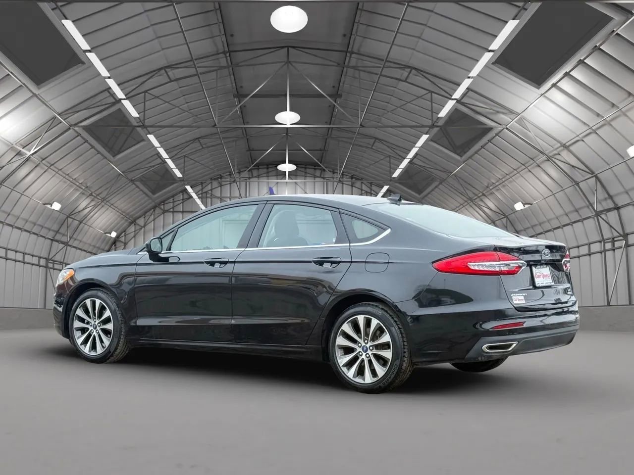 Used 2020 Ford Fusion SE image 5